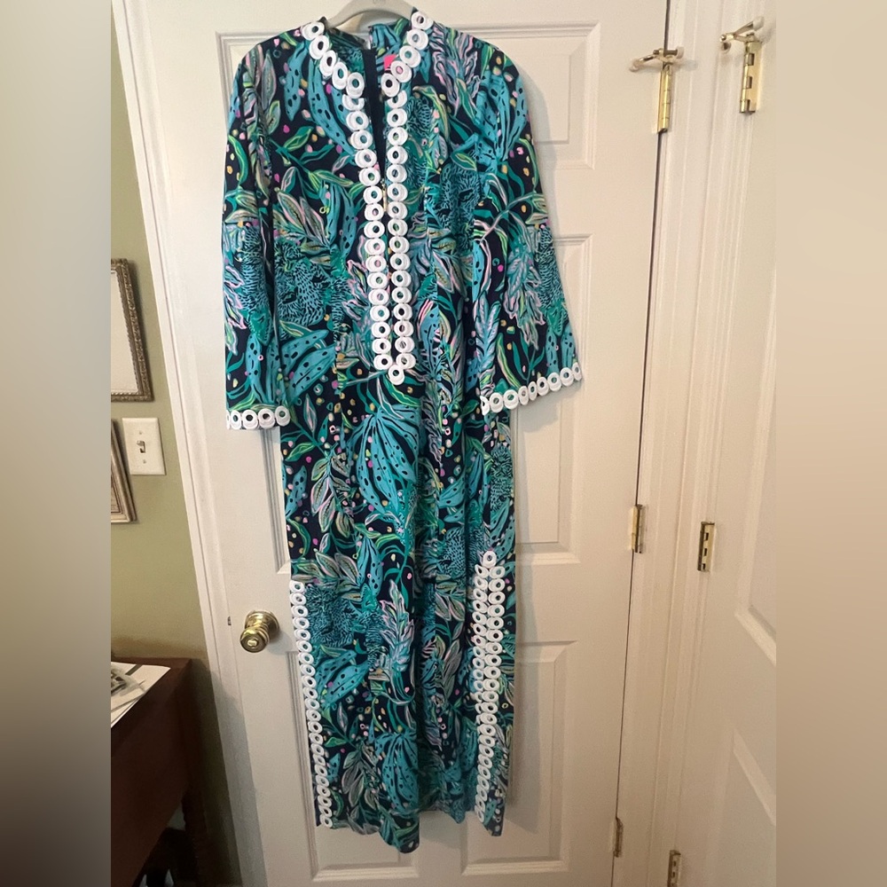 Fabulous Lily Pulitzer maxi dress!